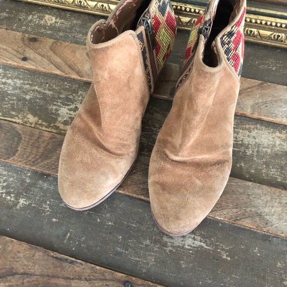 Sam Edelman red yellow tan brown western print ankle booties size 6 - Picture 4 of 8